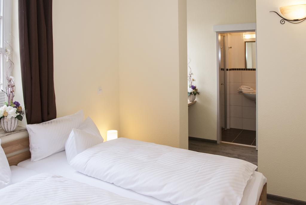 Landhotel Altes Pfarrhaus Kindelbrueck Szoba fotó