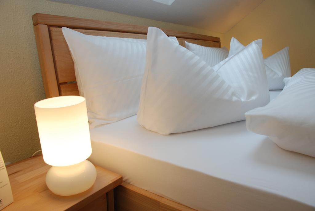 Landhotel Altes Pfarrhaus Kindelbrueck Szoba fotó